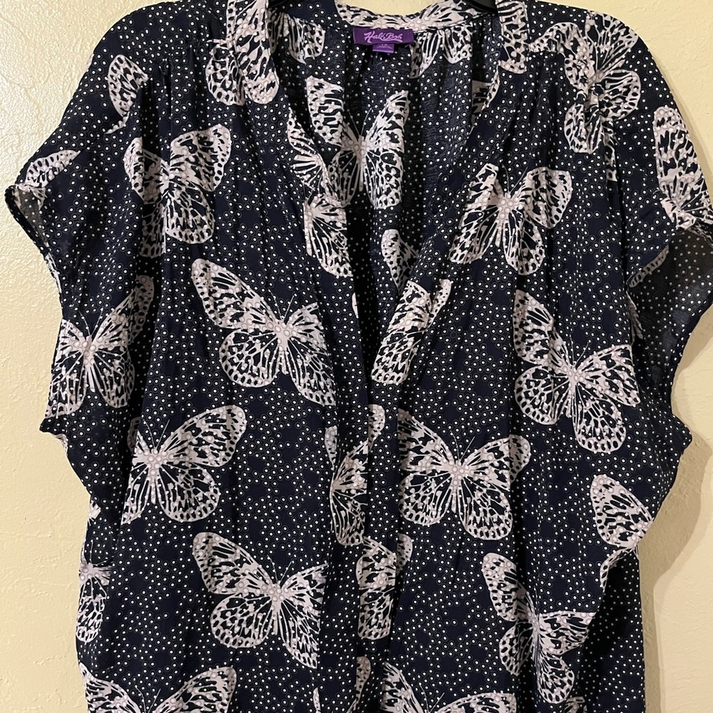Hale Bob Butterfly Hidden Button Top Size 1x - image 3